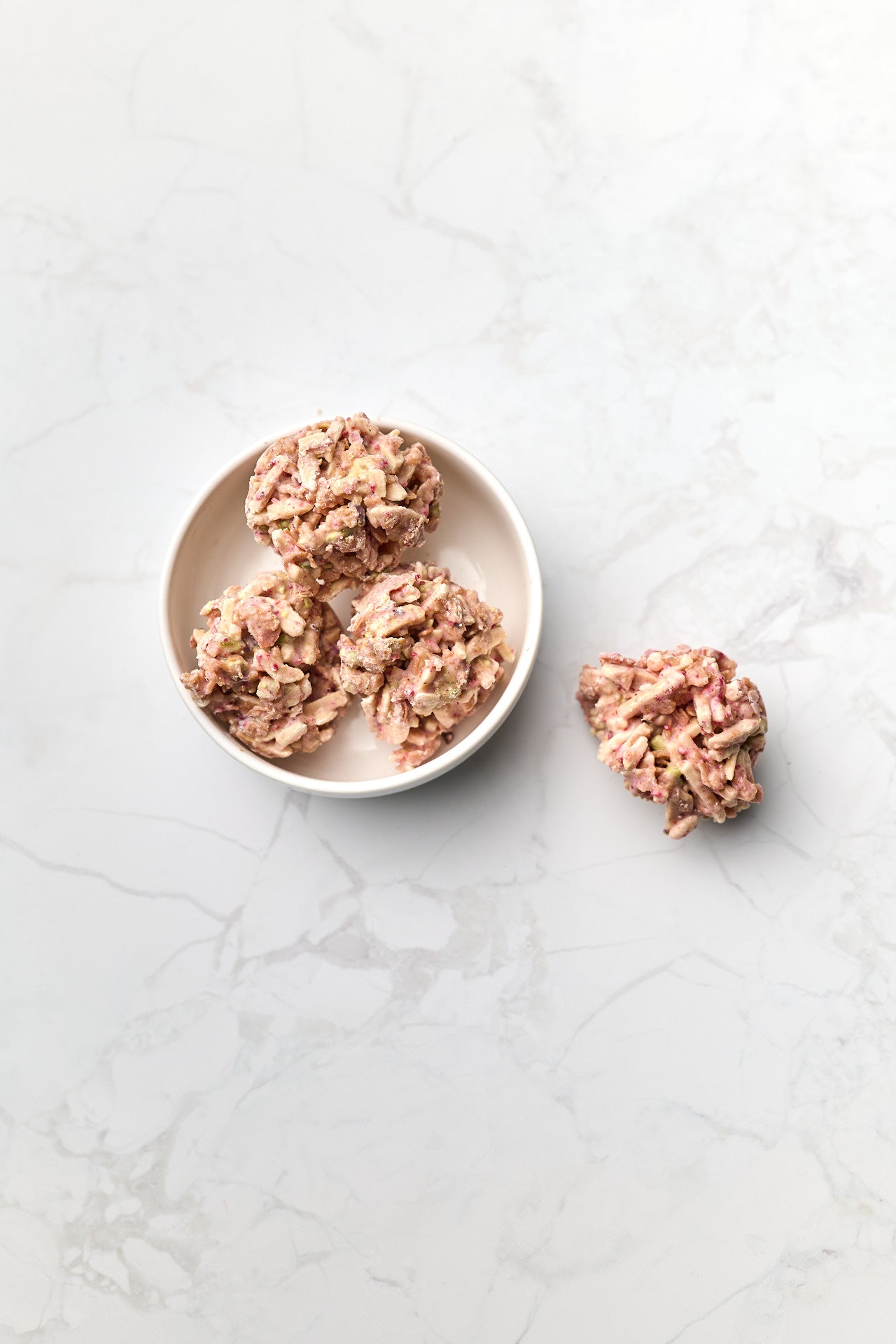 Almond Clusters | French White Chocolate | 31% Cocoa butter | 100g